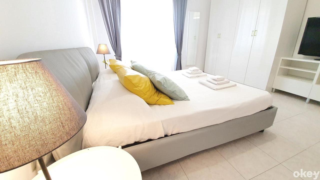 Doctor House - Bari Policlinico Apartment Luaran gambar