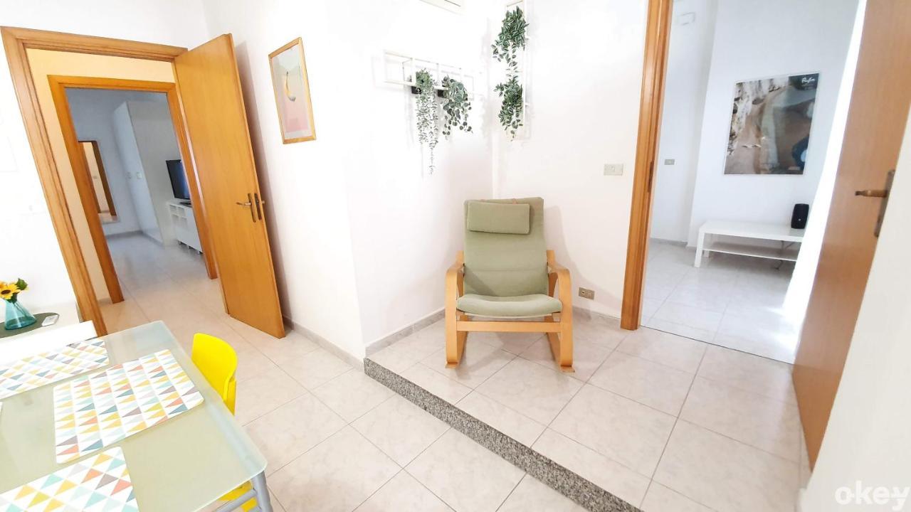 Doctor House - Bari Policlinico Apartment Luaran gambar